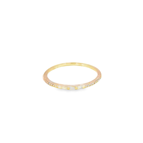 Churumbela en oro amarillo de 14K con diamante de 0.10CT