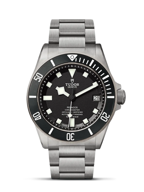 Reloj Tudor Pelagos en titanio de 42MM movimiento automático, esfera negra