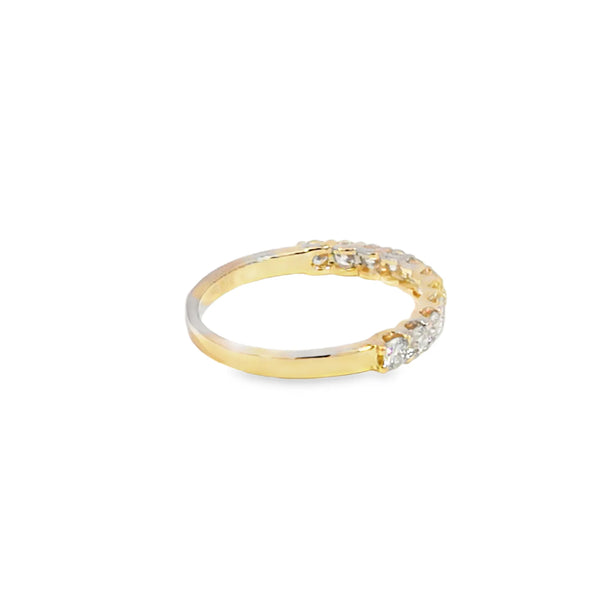 Churumbela en oro amarillo de 14K con diamantes de 0.55 ct, diseño sofisticado