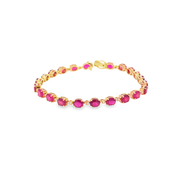Brazalete en 14K en Oro Rosa con 0.27CT en Diamantes y 9.43CT en Rubíes