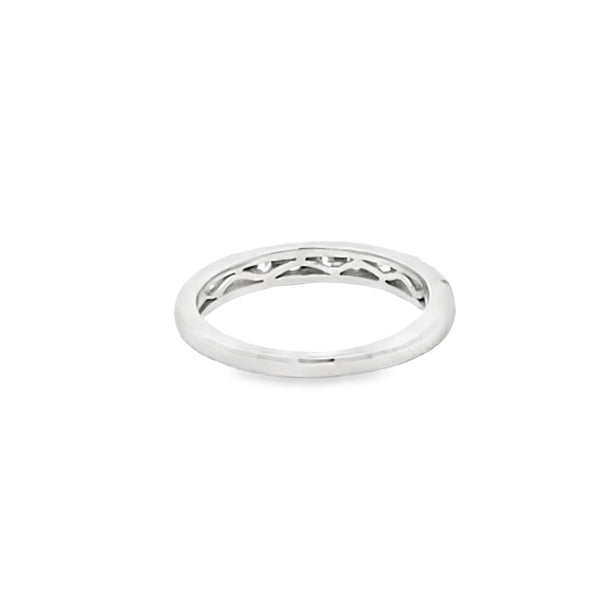 Churumbela en oro blanco de 14K con 0.74 ct en diamantes HSI1