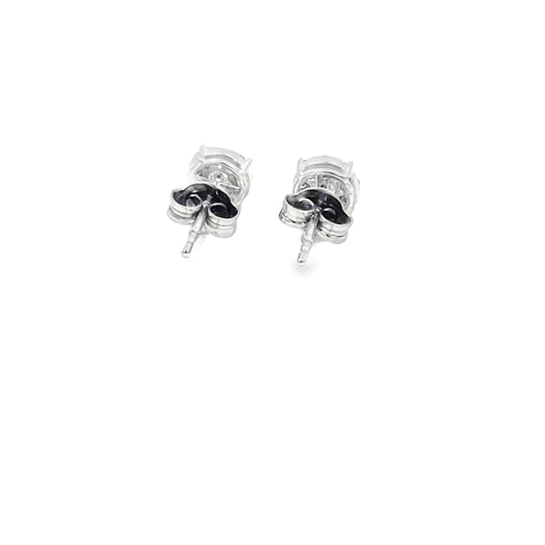 Broquel Brillante en 14K en Oro Blanco con 0.50CT en Diamantes