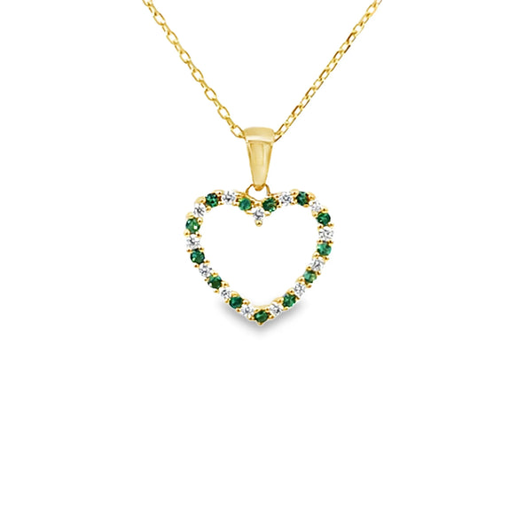 Dije con cadena en oro amarillo de 14K con esmeralda corazon de 0.13 ct