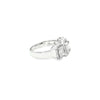Anillo para dama en oro blanco de 14K con trio de diamantes de 0.83 ct