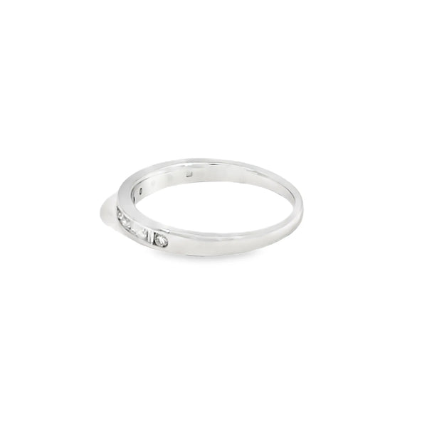 Churumbela en oro blanco de 14K con diamantes de 0.24 ct, estilo clásico