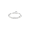 Anillo solitario en oro blanco de 14K con un diamante de 0.20 ct