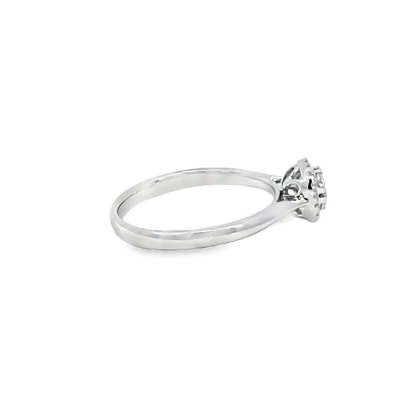 Anillo Solitario en Oro Blanco de 14K con Brillante de 0.23 ct.