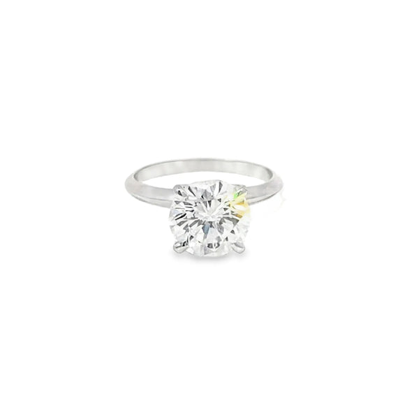 Anillo de Compromiso en 14k en Oro Blanco con 3.01CT Diamante Central