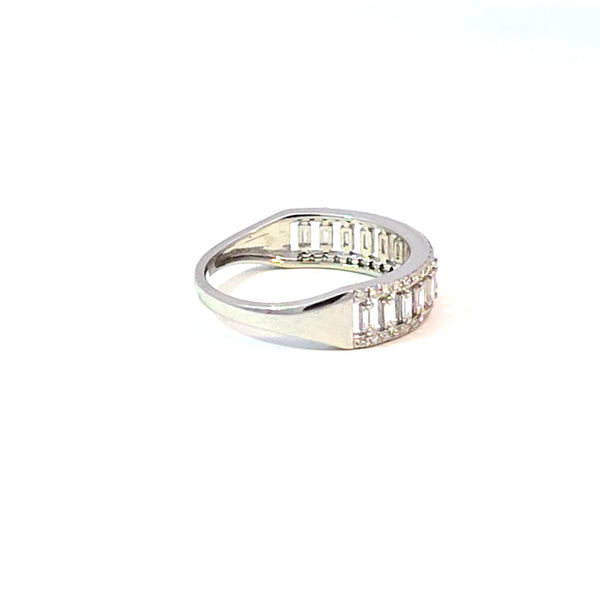 Churumbela en 14k en Oro Blanco con 0.45 CT en Diamantes