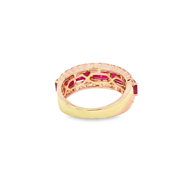 Anillo para Dama en 14K en Oro Rosa con 0.70CT en Diamantes y 3.21CT en Rubíes