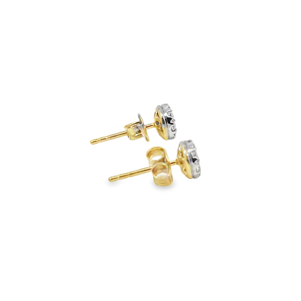 Broquel Brillante en Oro Amarillo de 14K con Diamante de 0.43 ct, calidad H VS1.