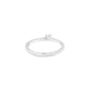 Anillo solitario en oro blanco de 14K con un diamante de 0.15 ct