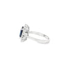 Anillo para dama en oro blanco de 14K con 0.51 ct en diamantes y 4.04 ct de zafiro