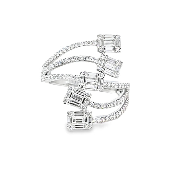 Anillo para dama en oro blanco de 18K con 1.28 ct de diamantes