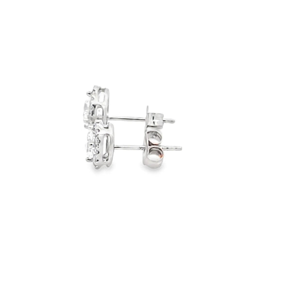Aretes en oro blanco de 14K con diamantes ovalados de 0.74 ct