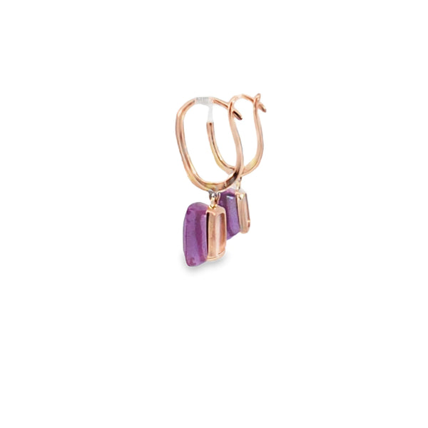 Aretes femeninos en oro de 14K con diamantes de 0.07 ct, estilo refinado