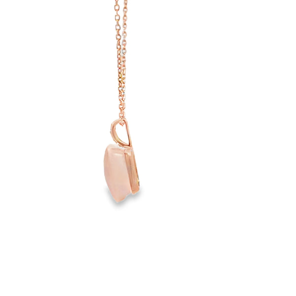 Dije de oro de 14K con diamante de 0.02 ct y piedra PQP, estilo vibrante