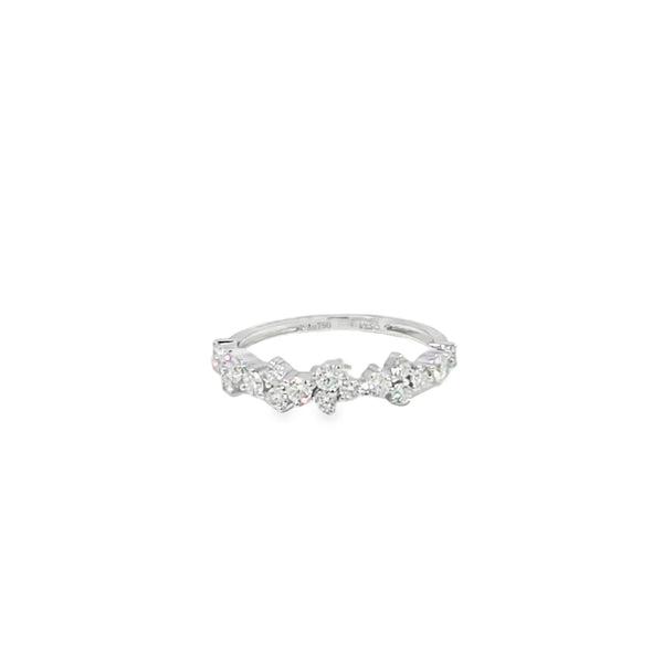 Anillo de oro blanco de 18K para dama con diamante de 0.60 ct, sofisticación pura