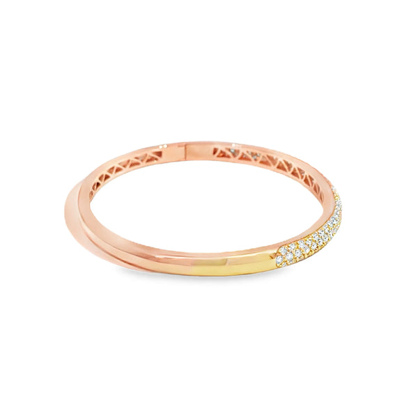 Brazalete femenino en oro de 18K con diamantes de 1.50 ct, estilo distinguido