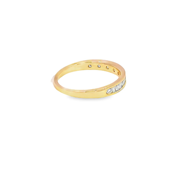 Churumbela en oro amarillo de 14K con diamantes de 0.32 ct, estilo moderno