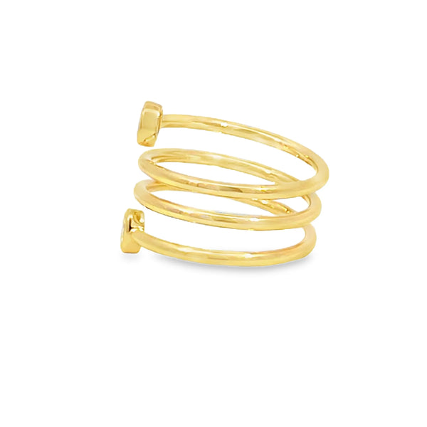 Anillo de oro de 18K con diamante de 0.27 ct corte oval, distinción y estilo