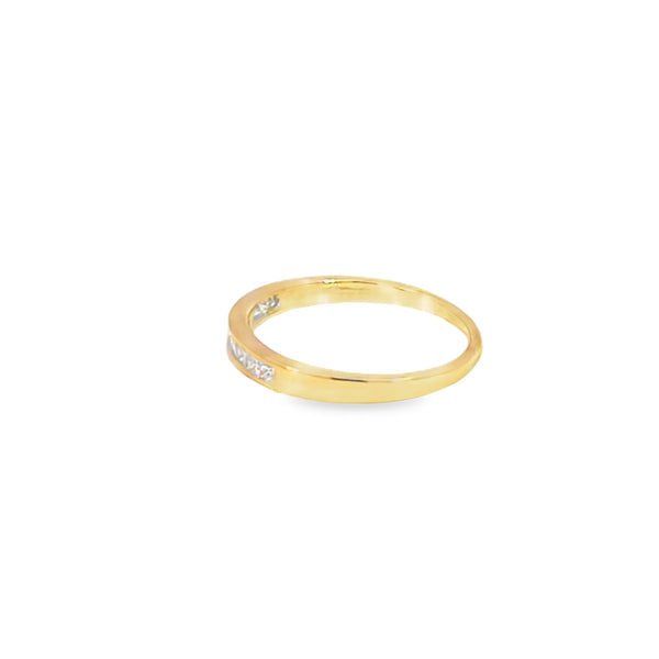 Churumbela en oro amarillo de 14K con diamante de 0.24CT