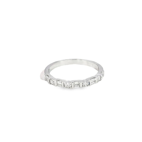 Churumbela en oro blanco de 14K con diamante de 0.34CT