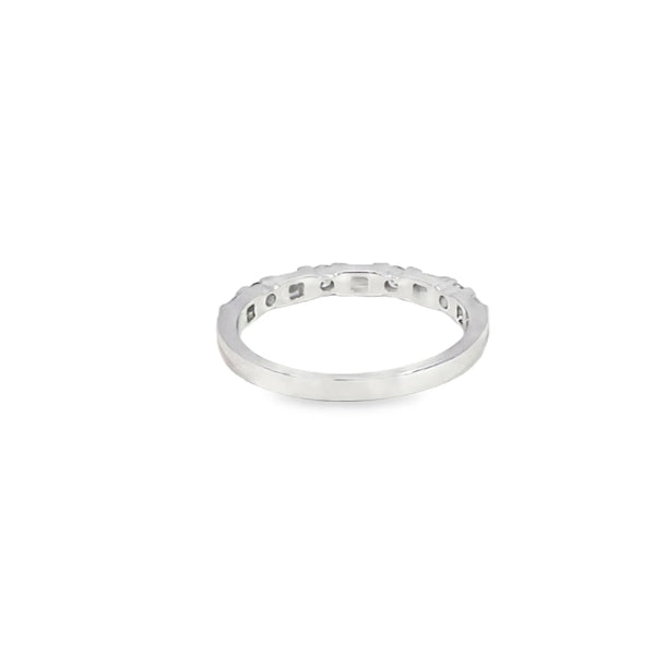 Churumbela en oro blanco de 14K con diamante de 0.34CT