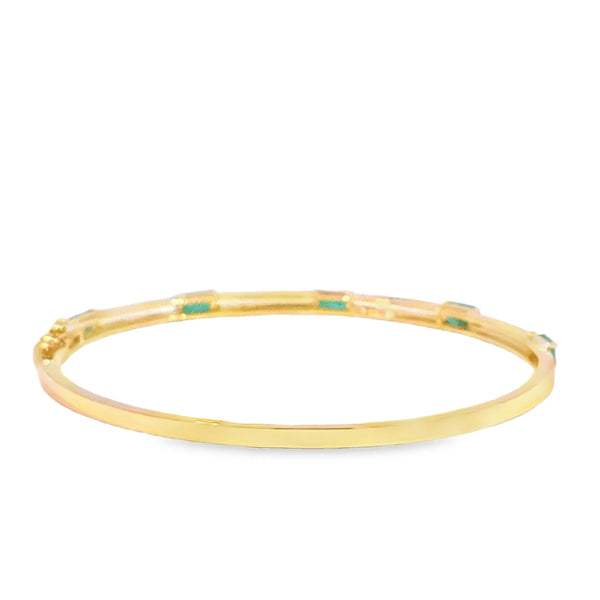 Brazalete en oro amarillo de 14K con diamante de 0.25CT y esmeralda de 1.55CT