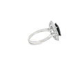 Anillo dama en oro blanco de 18K con diamante de 0.90CT y zafiro de 3.00CT