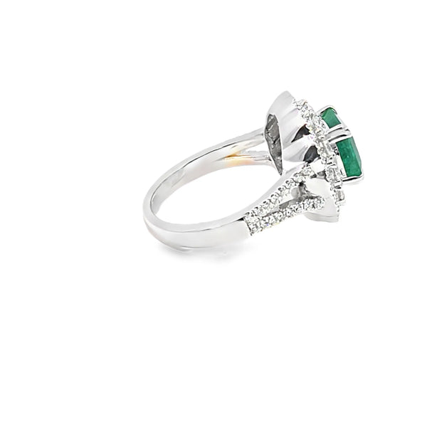 Anillo de dama en oro de 14K OB con diamante de 1.21 ct y esmeralda de 2.38 ct