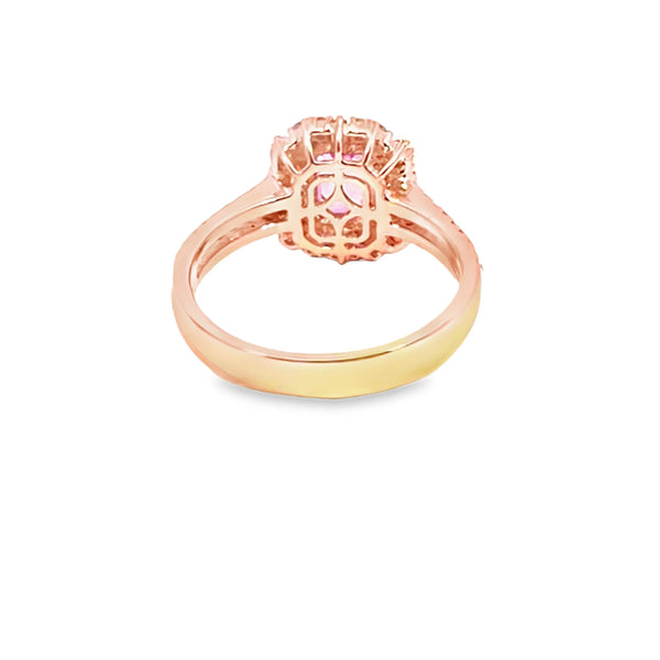 Anillo de dama en oro de 14K con diamante de 0.62 ct y zafiro rosa de 0.75 ct