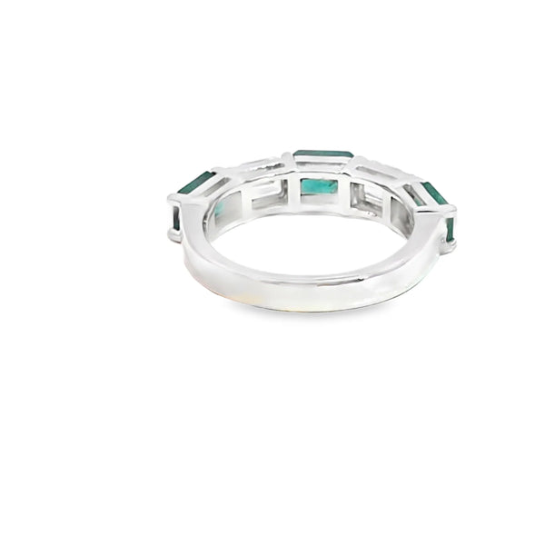 Anillo de dama en oro de 14K OB con diamante de 1.01 ct y esmeralda de 1.38 ct