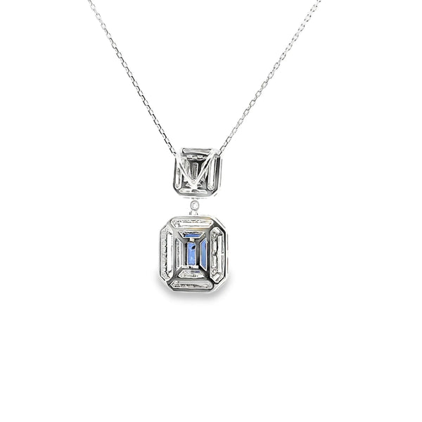 Dije con cadena en oro de 14K OB con diamante de 0.80 ct y zafiro de 1.33 ct