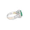 Anillo para dama en oro blanco de 14K con diamantes de 1.04 ct y esmeralda de 2.80 ct