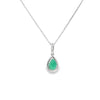 Dije con cadena en oro blanco de 14K con diamante de 0.08CT y esmeralda de 0.56CT