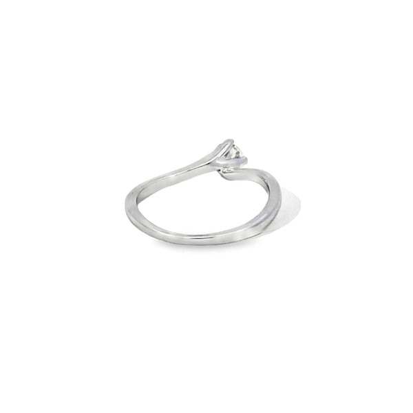 Anillo Solitario en 14k en Oro Blanco con 0.25 CT en Diamantes