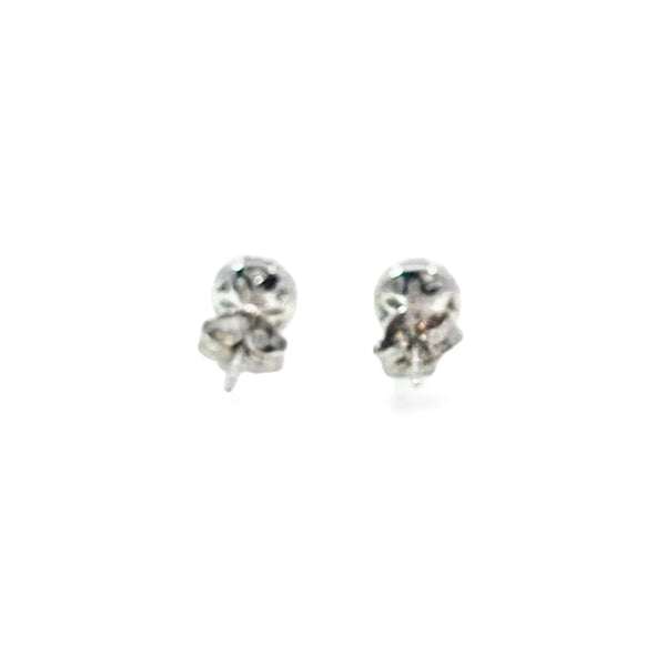 Broquel Brillante en Oro Blanco de 14K con Diamante de 0.70 ct, calidad H VS1.