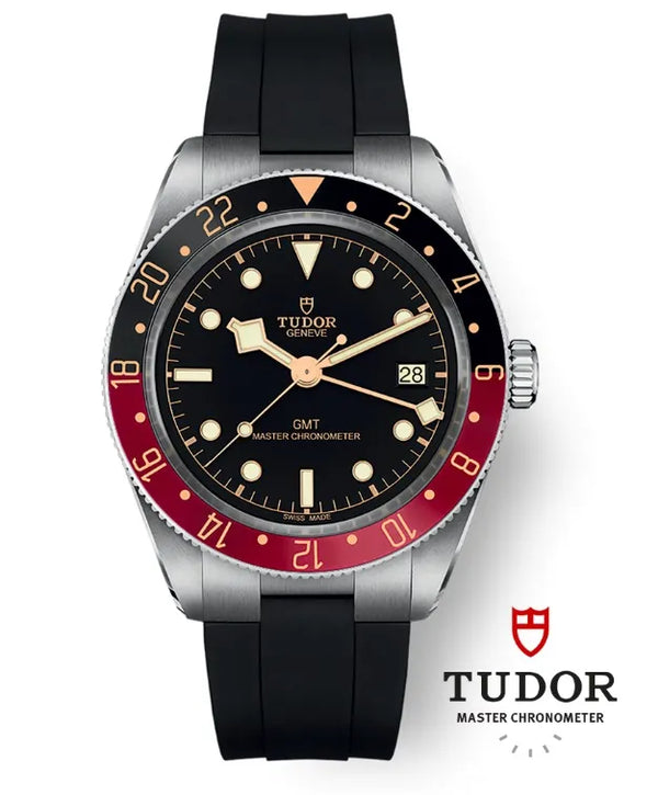 Reloj Tudor Black Bay en acero de 39MM GMT movimiento automático, correa de caucho