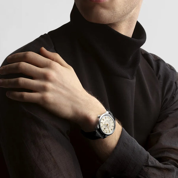 Reloj Longines Conquest Acero Automático 39MM Blanco con Reserva de Marcha