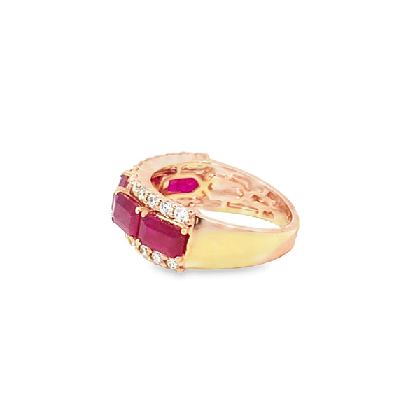 Anillo para Dama en 14K en Oro Rosa con 0.70CT en Diamantes y 3.21CT en Rubíes