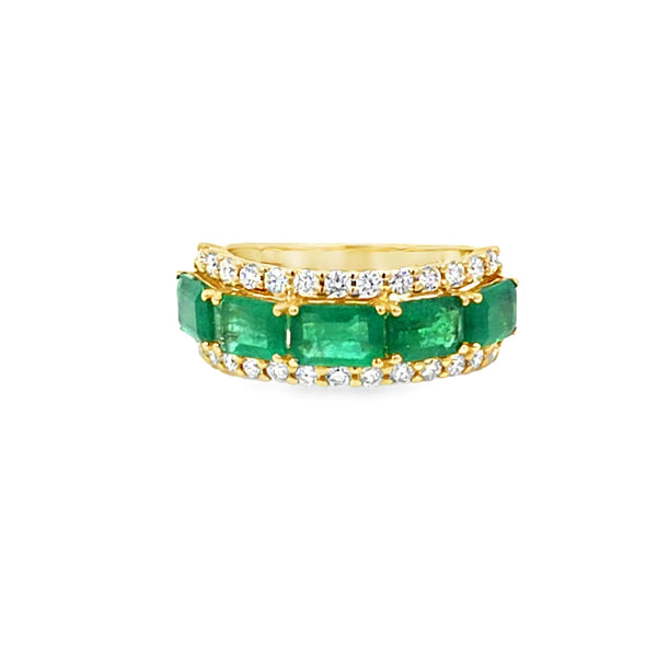 Anillo para Dama en 14K en Oro Amarillo con .70CT en Diamantes y 3.21CT en Esmeraldas