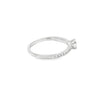 Anillo solitario en oro blanco de 14K con diamante de 0.40 ct