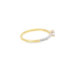 Anillo solitario en oro amarillo de 14K con diamante de 0.30 ct