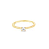 Anillo solitario en oro amarillo de 14K con un diamante de 0.20 ct
