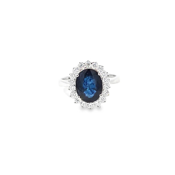 Anillo para dama en oro blanco de 14K con 0.51 ct en diamantes y 4.04 ct de zafiro