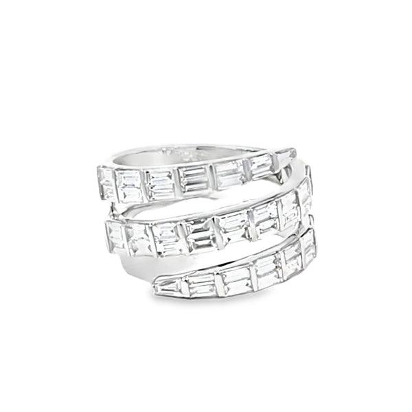 Anillo para dama en oro blanco de 18K con 1.93 ct en diamantes
