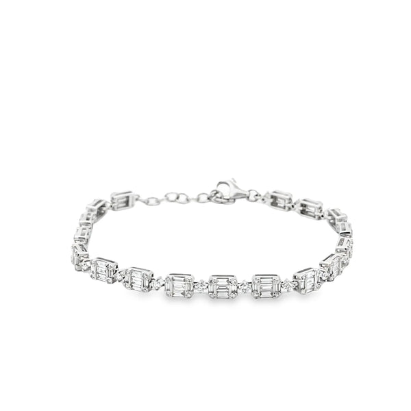 Brazalete en oro blanco de 14K con 2.31 ct de diamantes