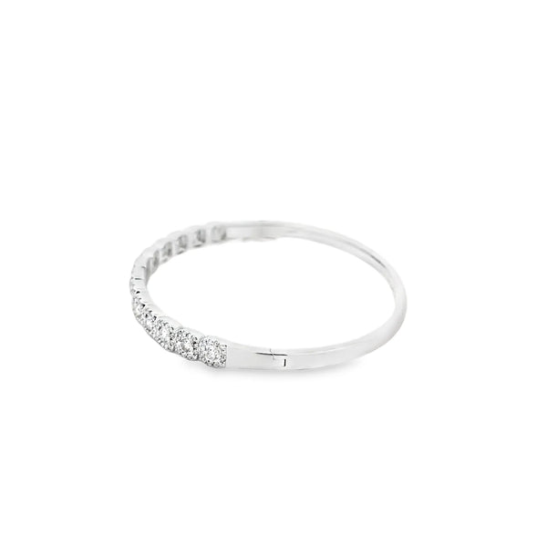 Brazalete en oro blanco de 14K con 1.57 ct en diamantes