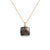 Dije en oro de 14K con diamante de 0.02 ct, estilo clásico